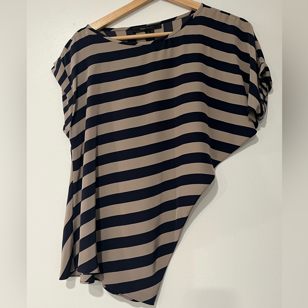 BCBGMaxazria silk summer blouse